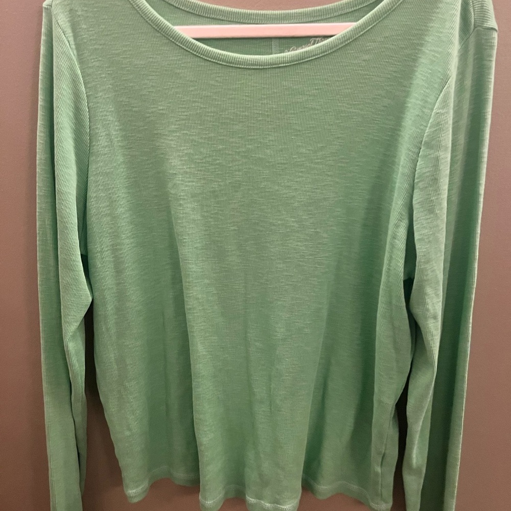 Universal Thread Light Green Long Sleeve Tee